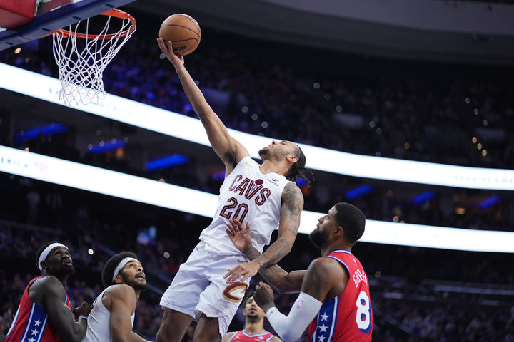 클리블랜드의 NBA 연승과 김성현의 PGA 투어 선두, 송성문의 부상 소식