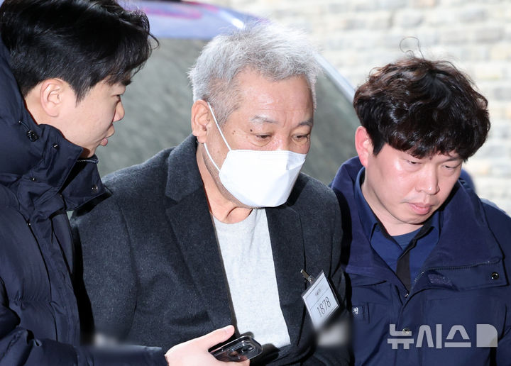 건진법사, 1심 구형보다 많은 징역 6년…法 "尹부부·통일교 정교유착"