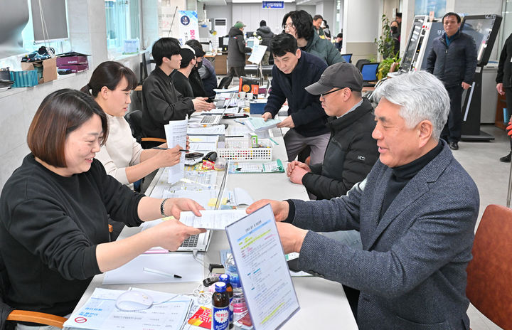 지방 소멸? 정선은 거꾸로 간다…4개월 간 1716명 '급증'