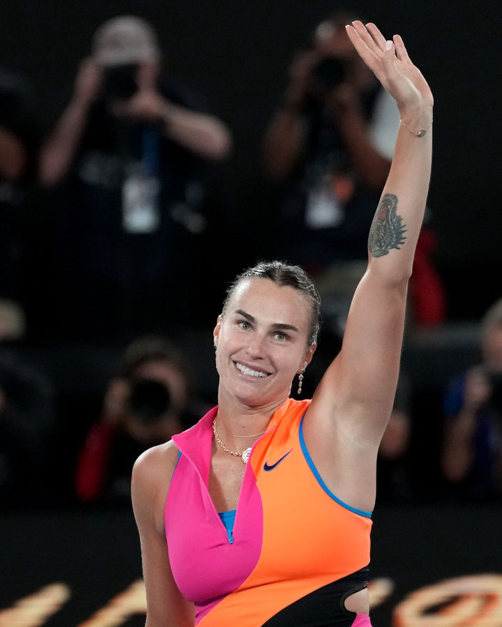 사발렌카와 리바키나의 결승 대결, GS칼텍스의 역전승으로 흥국생명 6연승 저지