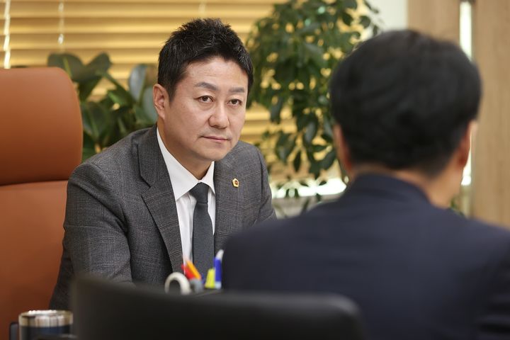 김진경 경기도의장 "시흥시, 경마장 유치 적극 나설 필요"