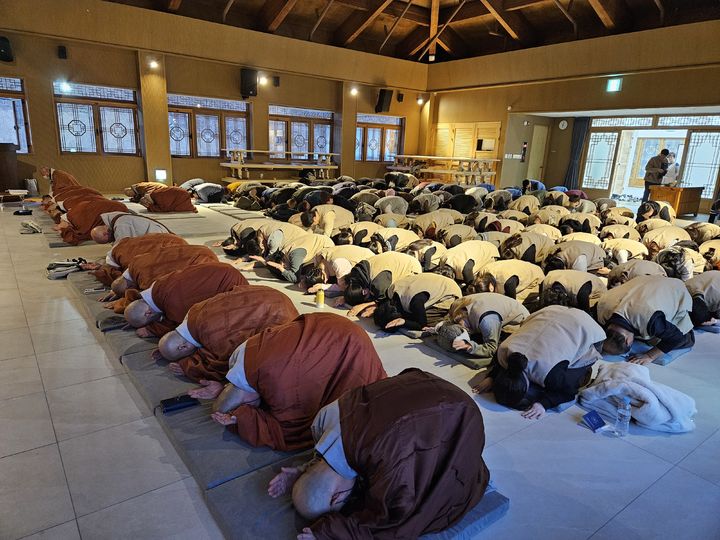 떡국부터 선명상까지…전국 사찰서 맞는 설날