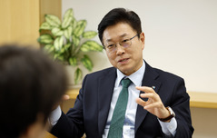 박양수 대한상의SGI 원장 "한국만의 AI 프로젝트 만들어야"[인터뷰]