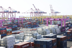 2월 경상수지 231.9억 달러 '최대'…상품수지도 최고 기록