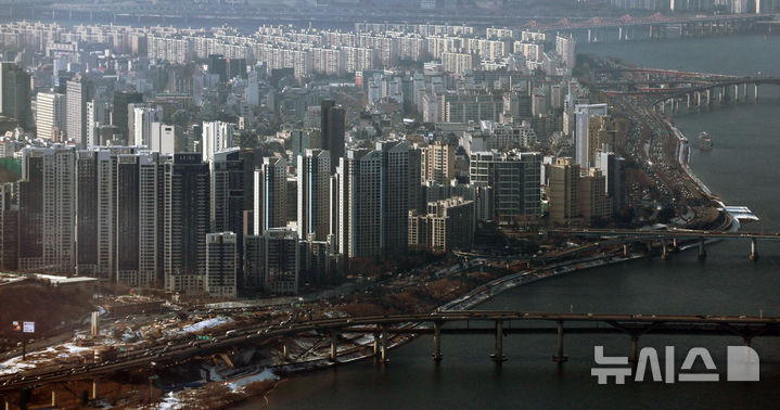대출 규제에 집값 부담까지…'중소형' 거래 90% 육박
