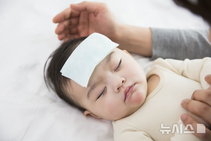 "감기처럼 시작해 폐렴까지"….영유아 '이 질환' 주의보