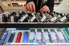 금연 대신 전자담배 한다고?…전문가들 "위험천만 발상"