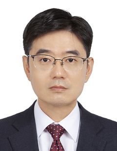 허만욱 부산해수청장 취임…"해양수산업, 지역경제 성장 동력 육성"