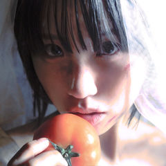 장키키, 외로움이라는 어항을 깨뜨리는 여름의 문법