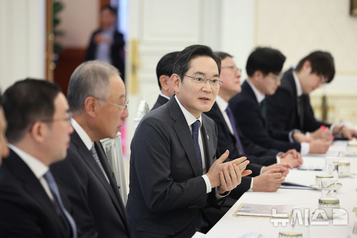 10대그룹, 5년간 지방 270조 투자…반도체 등 전략산업 집중