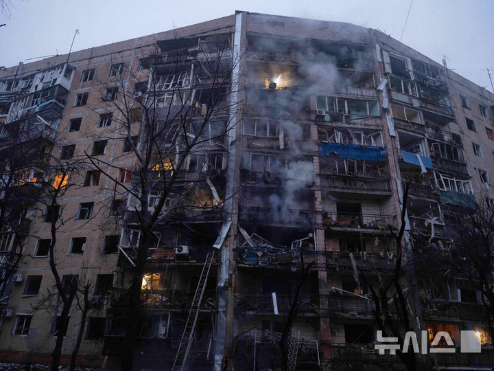 러, 크라마토르스크 공습해 1명 사망…"미, 6월을 종전합의 시한으로"