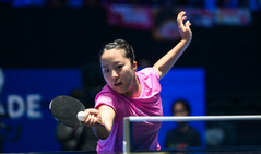 탁구 간판 신유빈, 싱가포르 스매시 여자단식 16강 진출