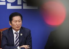 정청래, 2차 특검 추천 논란 사과… "대통령께 누 끼쳐 죄송" [뉴시스Pic]