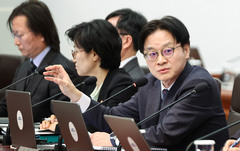 김정관 "원유 비축, 8월 이후엔 불투명…최악의 상황 염두 대응"