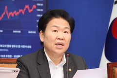 "과천 경마장 시흥으로"…시민 1만명 동의서 들고 마사회 찾았다
