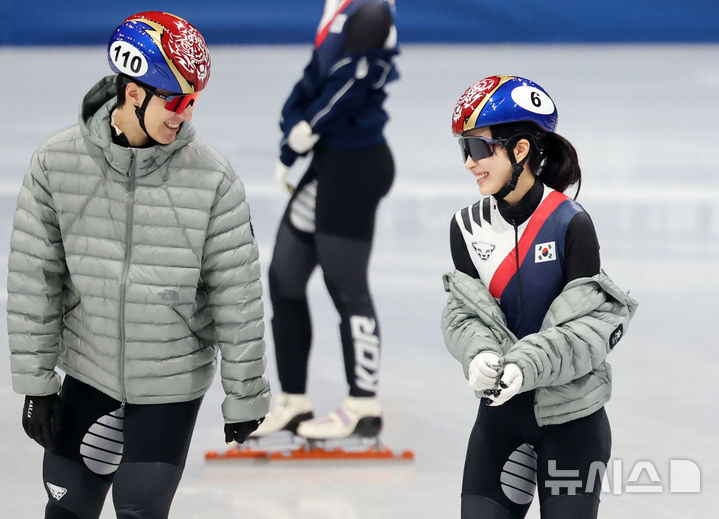 ‘강한 충돌’ 김길리 “저 괜찮아요, 걱정 안하셔도 됩니다”[2026 동계올림픽]  
