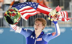 '빙속 괴물' 조던 스톨츠, 올림픽 신기록 세우며 남자 1000m 금메달 [뉴시스Pic]