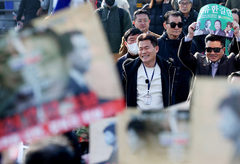 '경찰 출석' 전한길 "도주 우려 없어… 백악관 초청 받아 곧 미국 갈 예정" [뉴시스Pic]