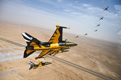 공군 블랙이글스, 사우디아라비아 상공서 고난도 비행 선보여 [뉴시스Pic]