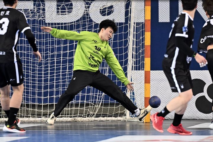 최가온의 금메달과 황대헌의 은메달, 한국 선수들의 성과와 대통령 축전