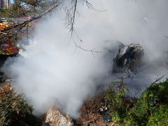 강화도서 조경석 들이받은 택시 화재, 70세 운전자 사망