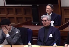 부산 시민단체 "尹 무기징역으론 부족, 아쉬운 판결"