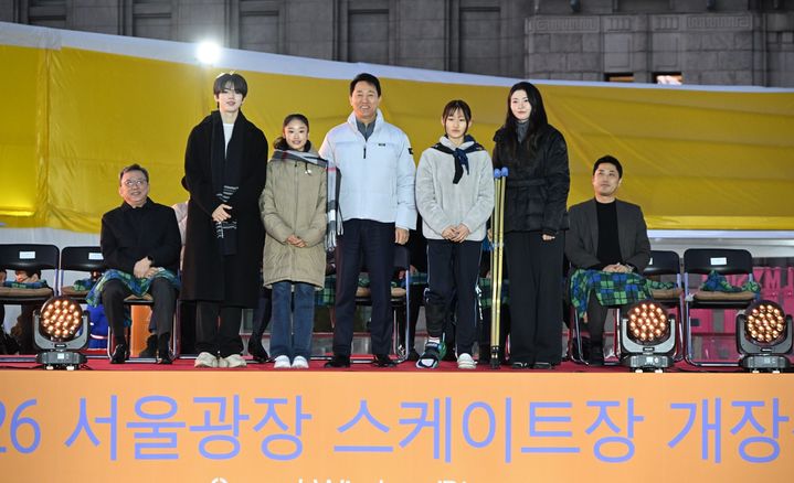 [오늘의 뉴스종합] 동계올림픽 한국 선수들 격려와 K리그 트레이드, LPGA 이소미 단독 선두