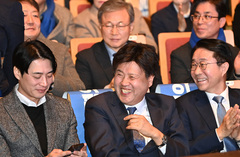'李대통령 측근' 김용, 경기도에서 출판기념회 열어 [뉴시스Pic]