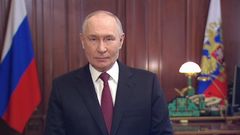 푸틴 "핵 3축 고도화가 최우선…첨단무기 개발 속도 높일 것"