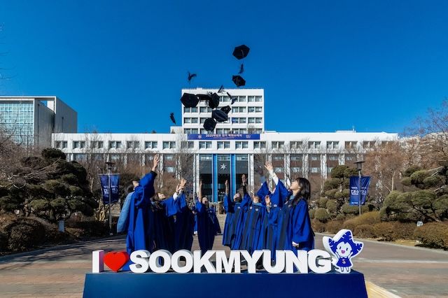 숙명여대, 2025학년도 전기 학위수여식 개최…이준 황손 축사