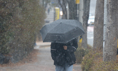 경상권 비 소식…낮 최고 16도까지 기온 올라 포근[오늘날씨]