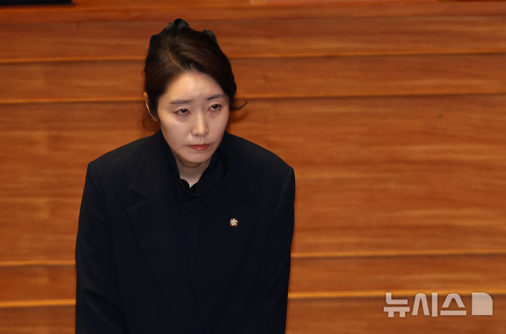 '공천헌금 1억 의혹' 강선우·김경, 내달 3일 구속심사