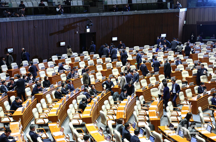 與, 오늘 본회의서 3차 상법개정안 처리…'법왜곡죄' 상정할 듯