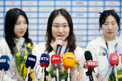 '韓 최다 메달' 최민정 "많은 응원 덕분에 대기록 세워"[2026 동계올림픽]