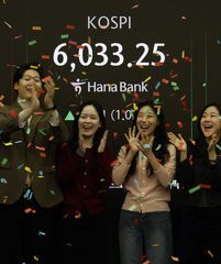 "내 주식은 도대체 왜?"…코스피 종목 25%는 '손실'[육천피 시대]