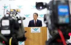 이학재 인천공항 사장 사임 “6·3 지방선거 불출마…임직원에 책임 다하는 길”(종합)