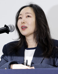 "서면으로도 될 일을"…민희진 6분 기자회견에 당혹