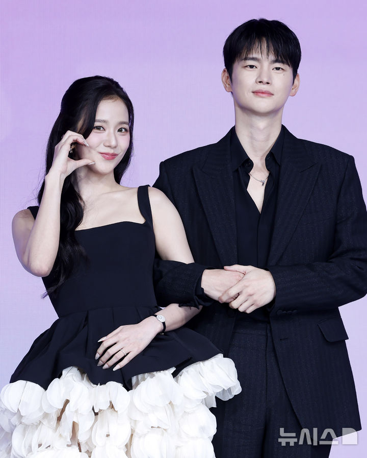 지수-서인국, 비주얼 커플