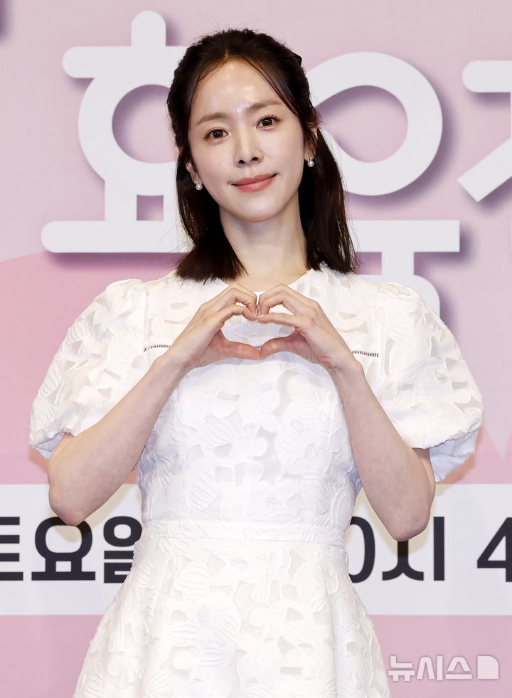 순백의 천사 한지민