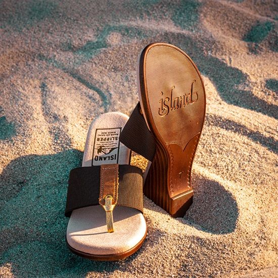 80년 전통 아일랜드 슬리퍼, '여름 클래식'으로[장수브랜드 탄생비화]