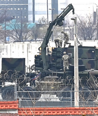 "미군, 이란 호르무즈 해안의 이란군 미사일 기지들 폭격"-- 미군 중부사령부 