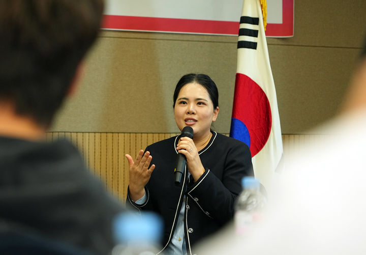 [오늘의 뉴스종합] 한국 스포츠, 골프와 탁구에서의 성과와 WBC 8강 진출 경쟁