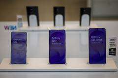 “각진 울트라 버렸다”… 삼성, 갤럭시 S26로 ‘완전한 패밀리룩’ 완성