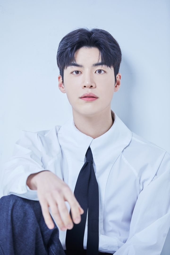 배우 정수한, 꿈·현실 사이 방황하는 청춘으로…연극 '요즘 애들'