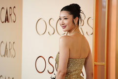 오스카 시상식 도착, 미소 짓는 이재