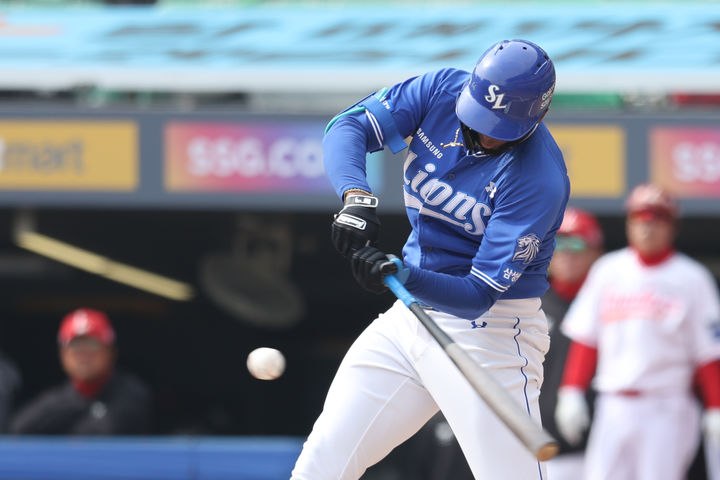 삼성 라이온즈, SSG 랜더스에 완승…홍명보 감독, 월드컵 준비 박차