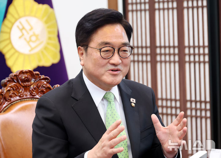 우 의장, 국힘 의원들에 '개헌 동참' 서한…"시대적 과제 풀자"