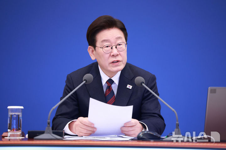 이 대통령 "단 한 방울 석유라도 더 확보 절실…'전쟁추경' 빠르게 설계"(종합)