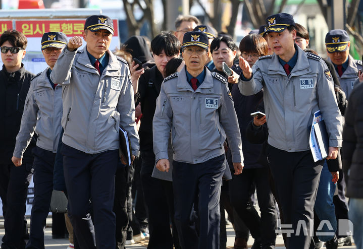 경찰청장 대행, BTS 공연 현장 점검…드론 무력화·차량돌진 봉쇄(종합)