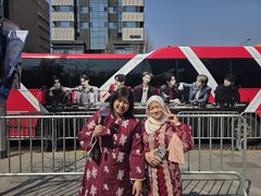 "아리랑 알아요"…BTS 따라 온 팬들, 한국문화까지 꿰찼다 [BTS 컴백]